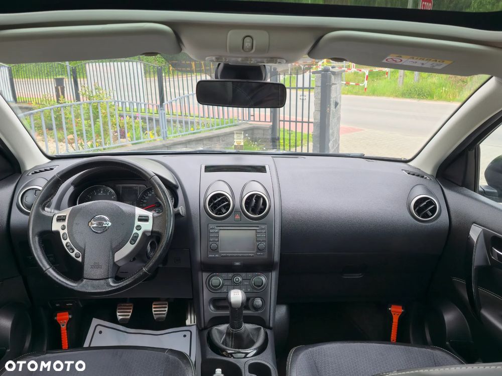 Nissan Qashqai 1.6 360 - 21