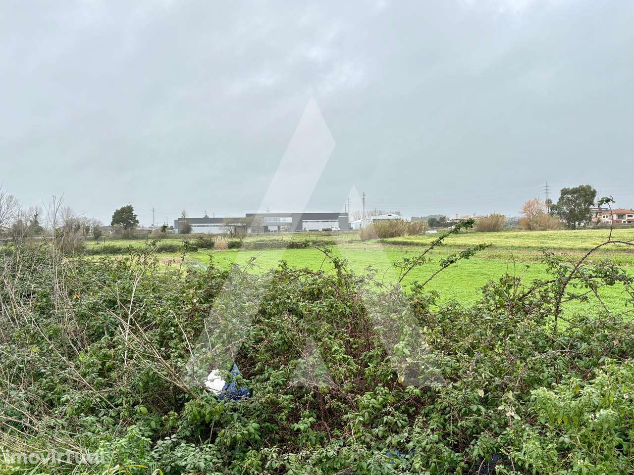 Terreno Urbano localizado em Válega, Ovar - Grande imagem: 4/9