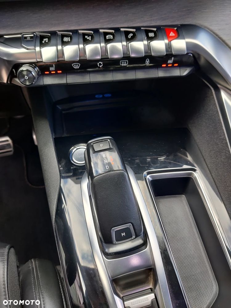 Peugeot 3008 BlueHDi 180 Stop & Start EAT8 GT - 28