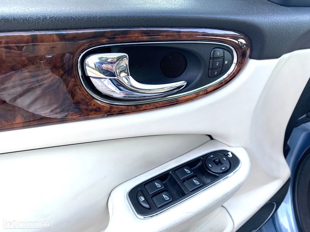 Jaguar XJ XJ6 2.7 Twin Turbo Diesel Executive Last Edition - 7