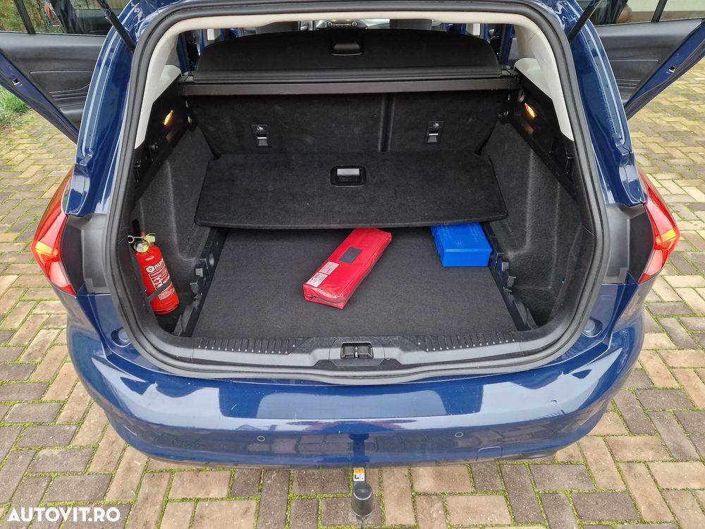 Ford Focus 2.0 EcoBlue Titanium Business - 32