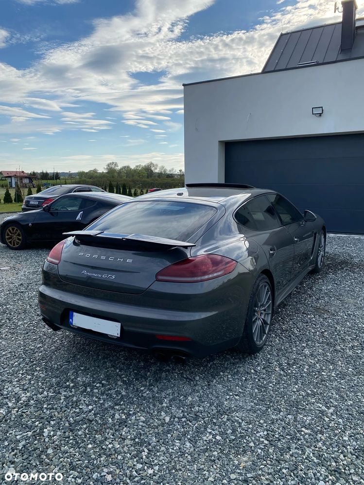Porsche Panamera - 11