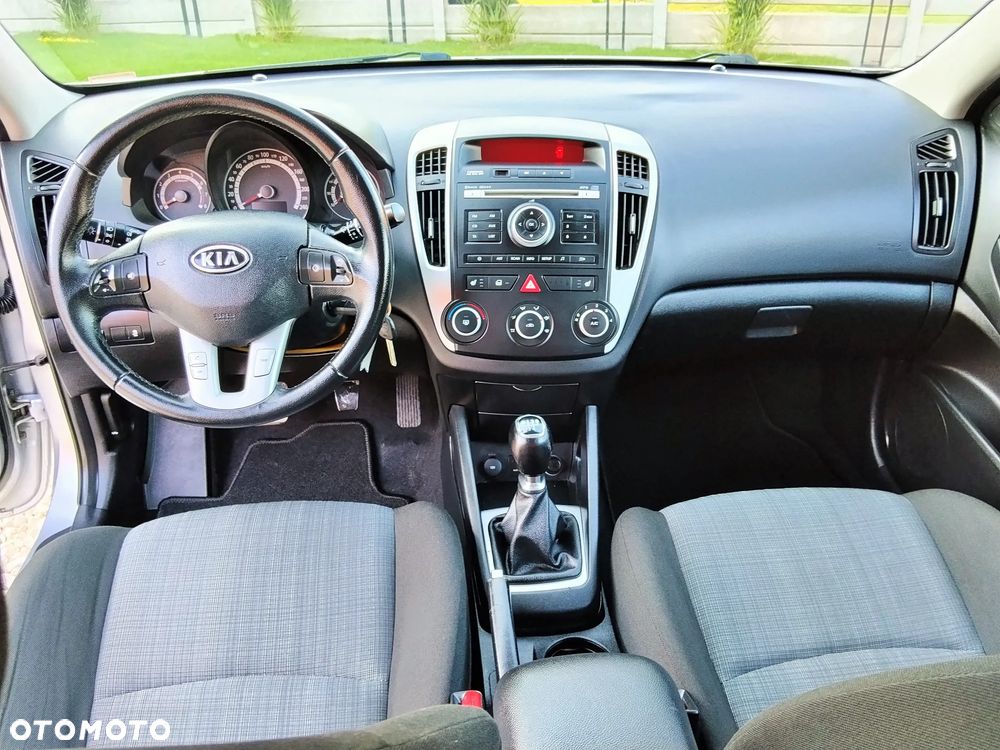 Kia ProCeed 1.6 CVVT Vision - 19