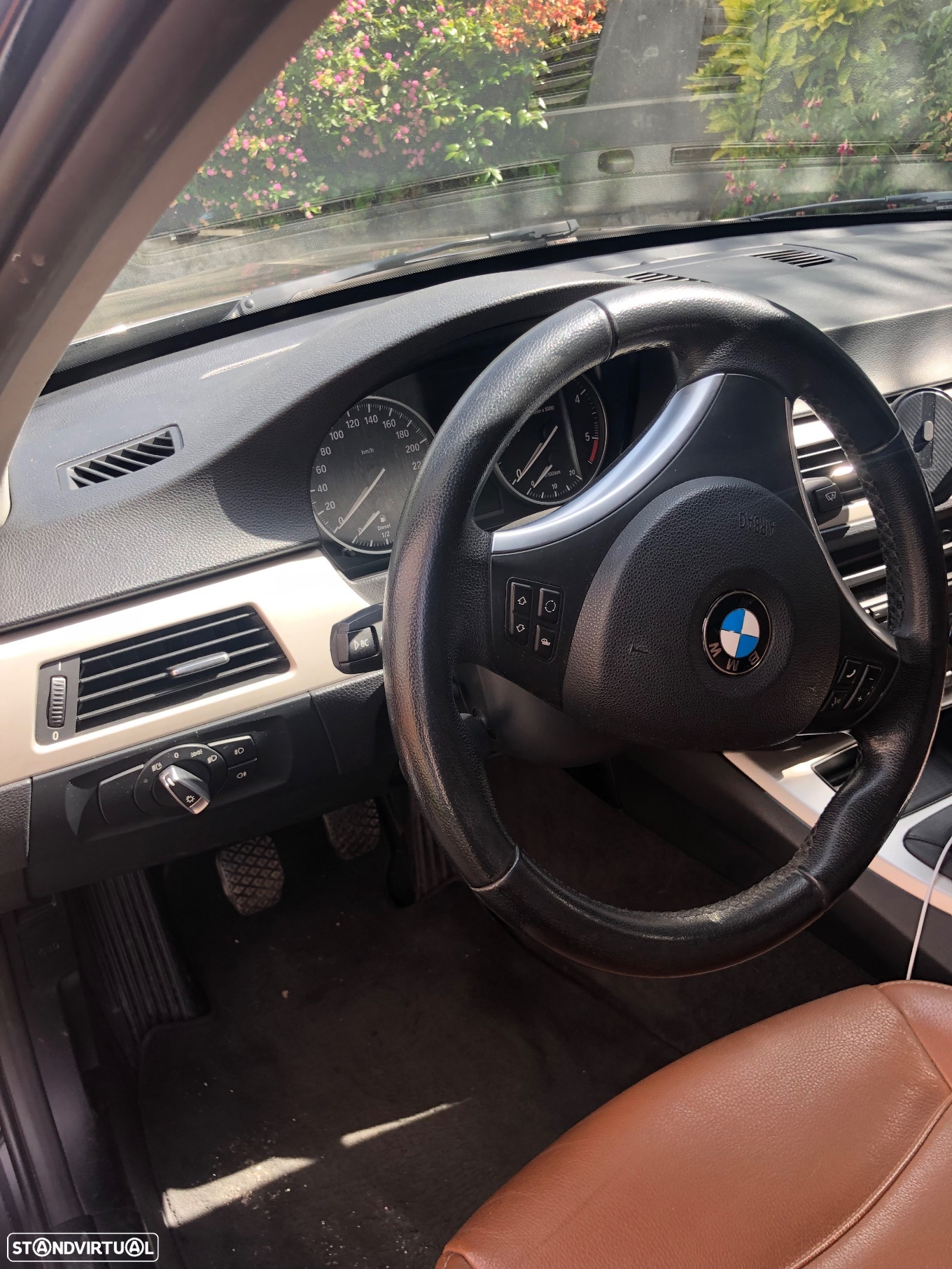 BMW 320 d Touring - 9