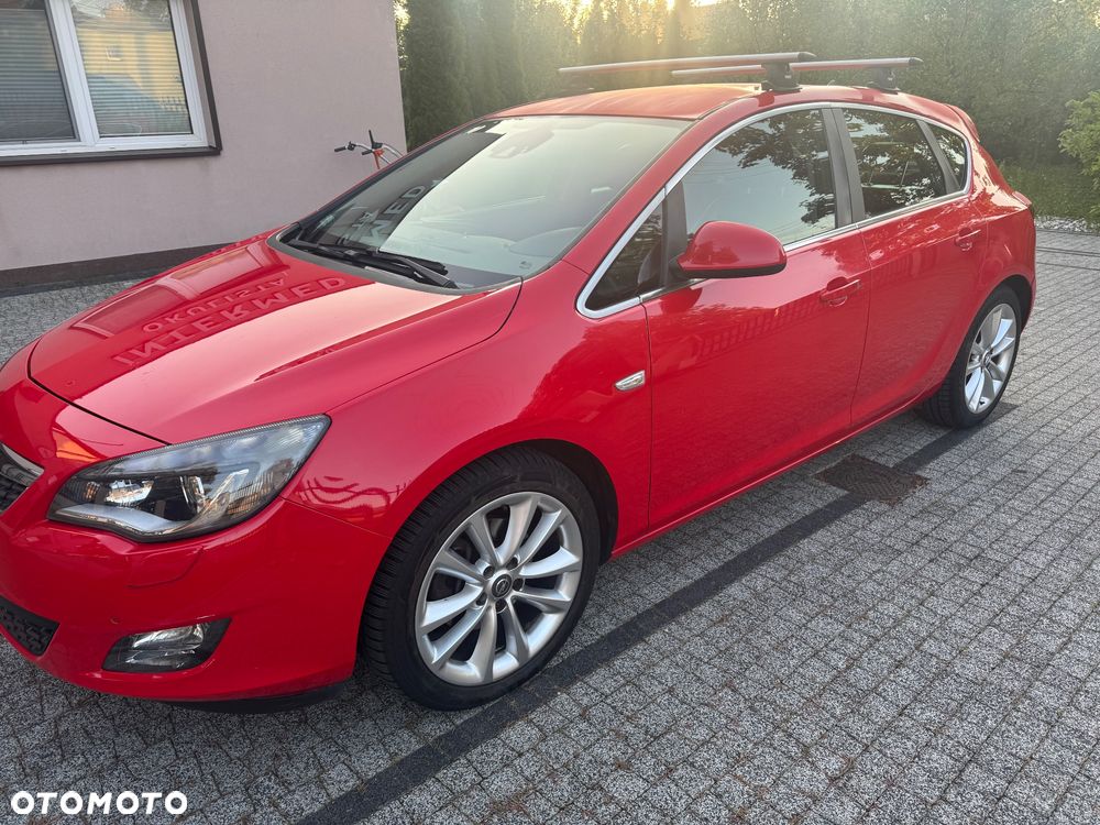 Opel Astra 1.6 T Cosmo - 3