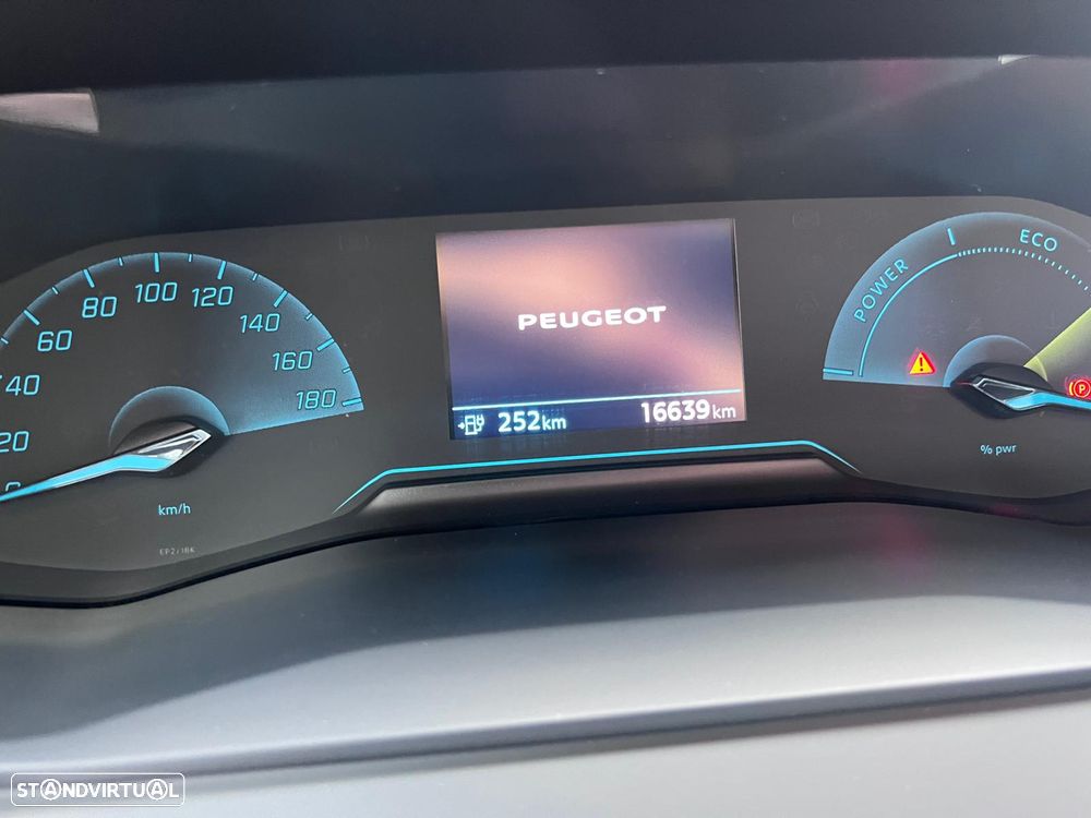 Peugeot e-2008 50 kWh Active - 17