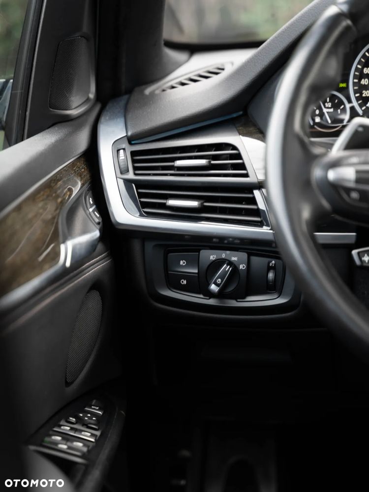 BMW X5 xDrive40d Sport-Aut - 22