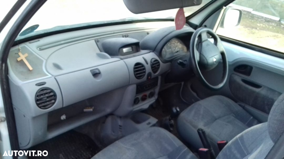 Dezmembrari  Renault KANGOO (KC)  1997  > 0000 1.5 dCi Motorina - 3