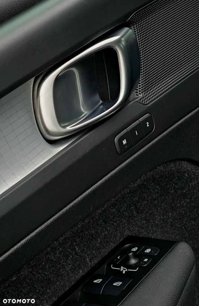 Volvo XC 40 T5 Plug-In Hybrid Inscription - 8