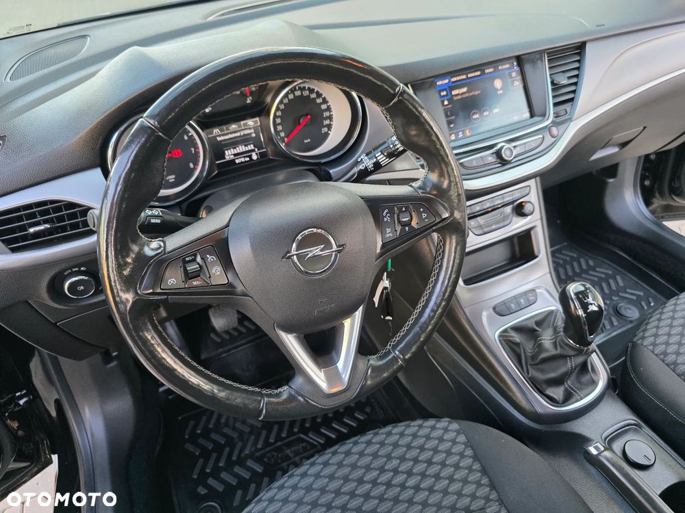Opel Astra 1.2 Turbo Business Edition - 22