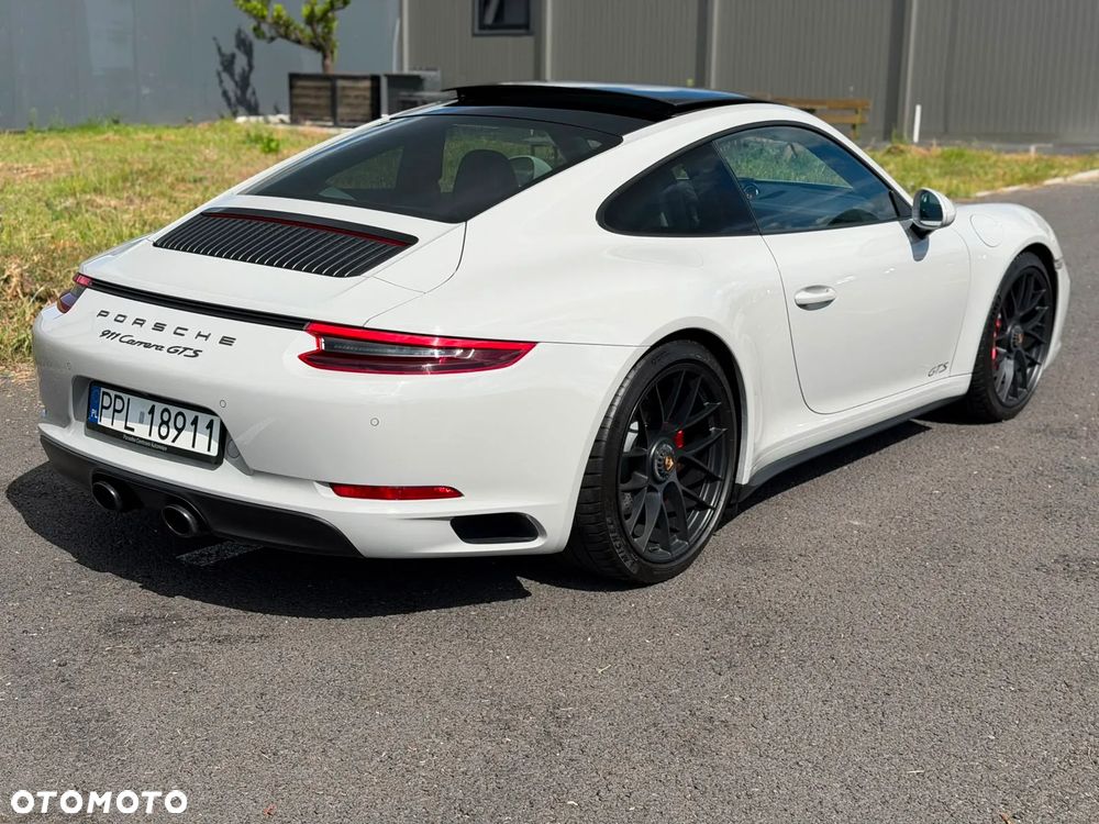Porsche 911 Carrera GTS PDK - 8