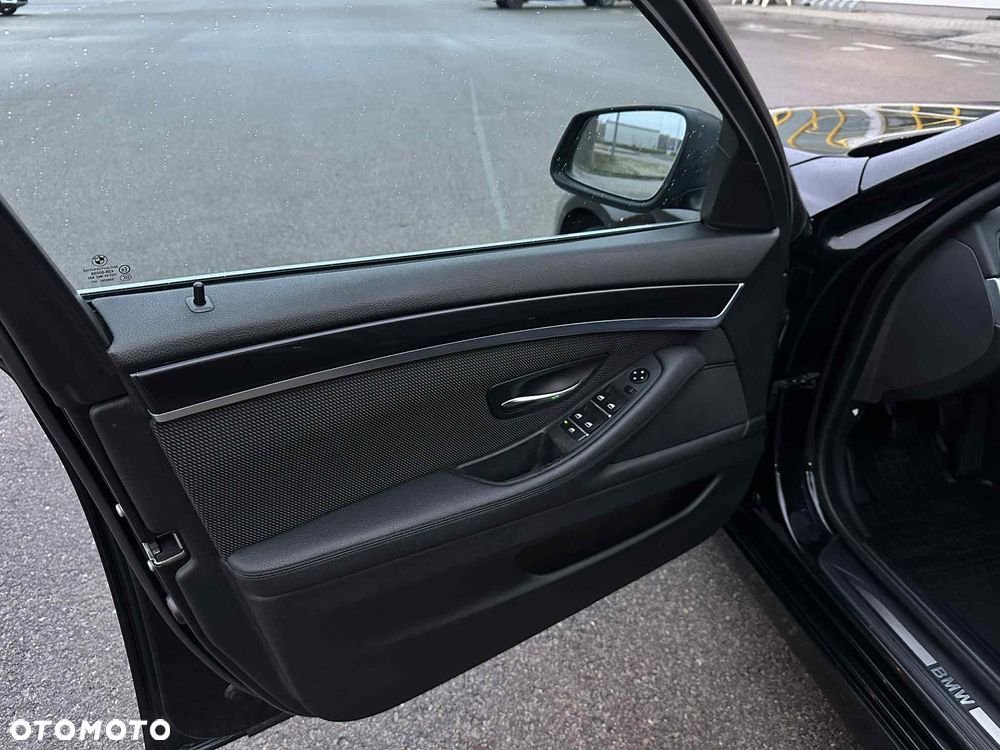 BMW Seria 5 520d - 10