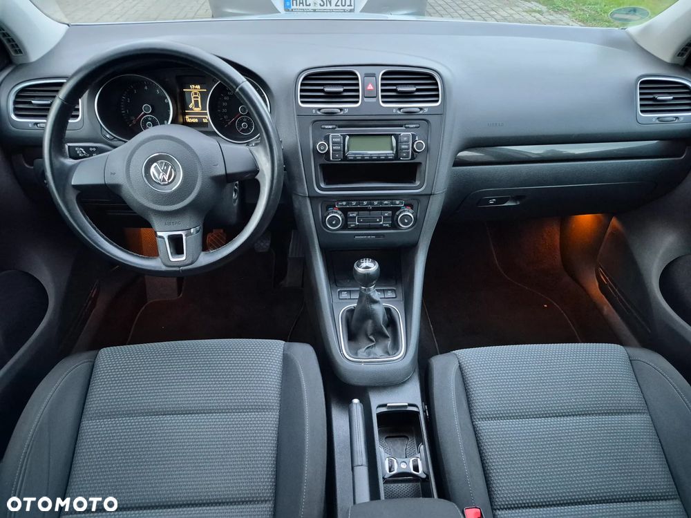 Volkswagen Golf - 5
