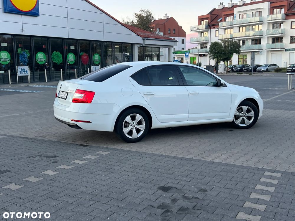 Skoda Octavia - 2