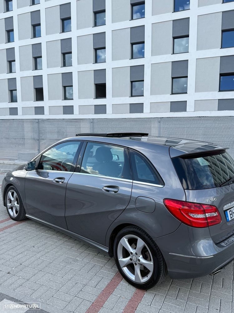 Mercedes-Benz B 180 - 5