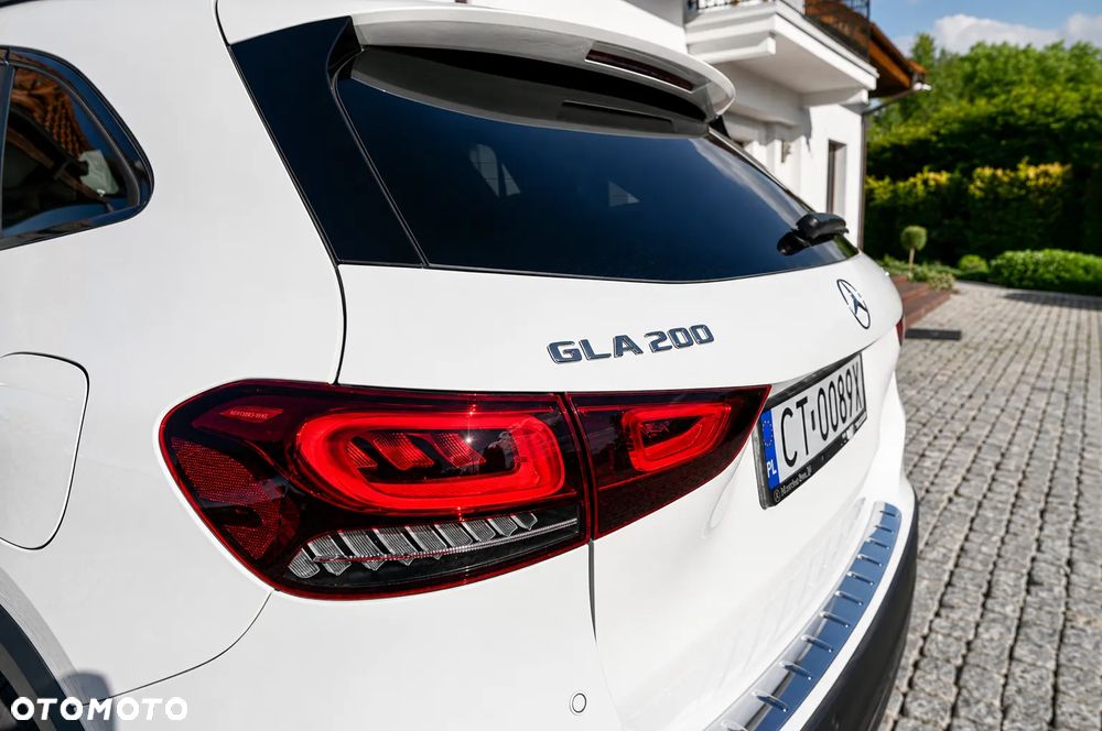 Mercedes-Benz GLA 200 4-Matic AMG Line - 21