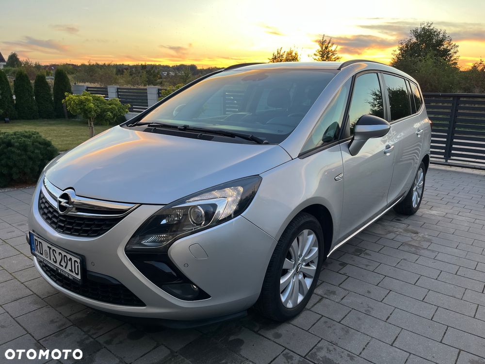Opel Zafira - 1