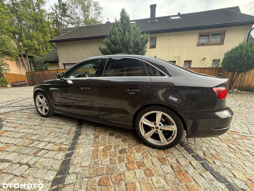 Audi A3 Limousine 1.6 TDI ultra Attraction - 4