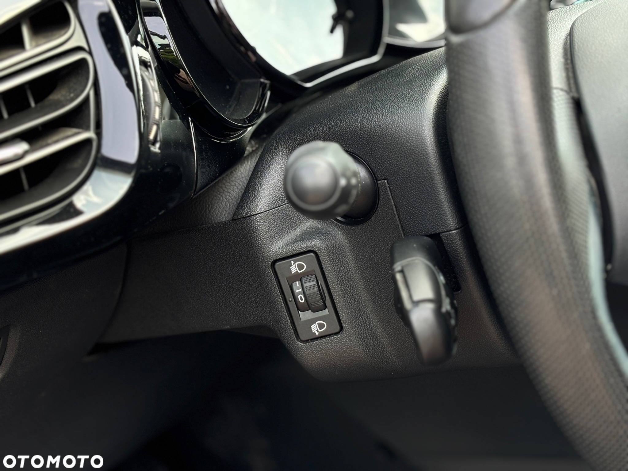 Citroën C3 1.2 PureTech Exclusive - 26