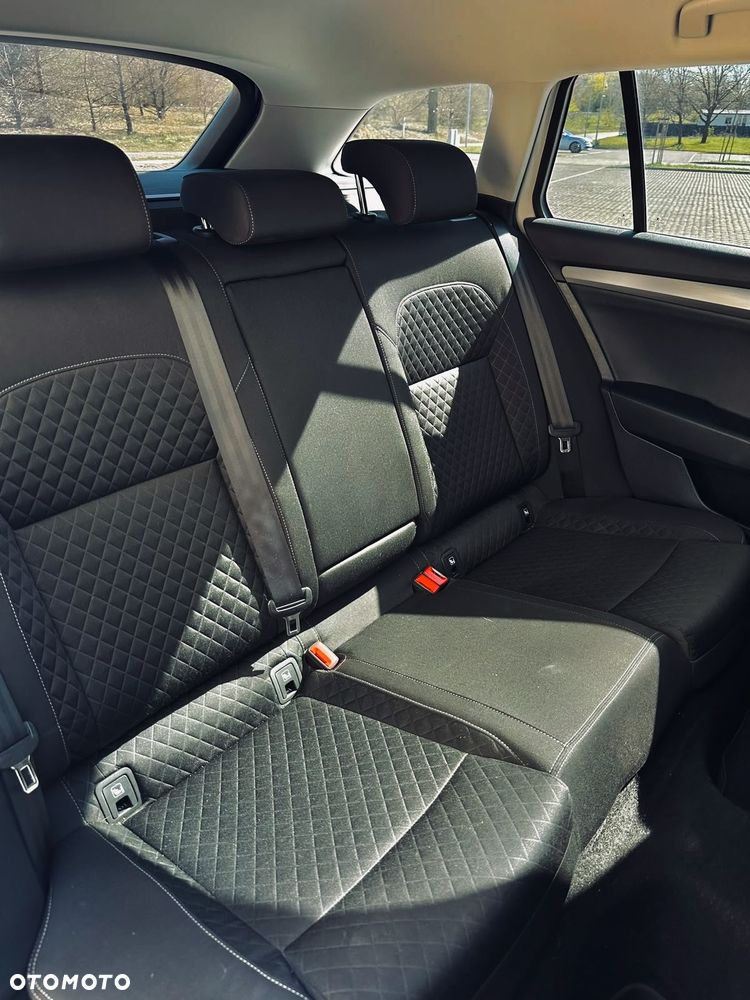 Skoda Superb 2.0 TDI Ambition DSG - 16