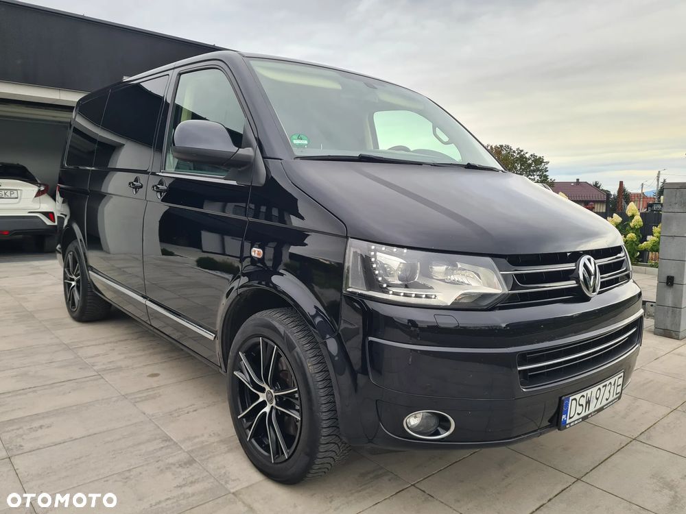 Volkswagen Multivan - 12