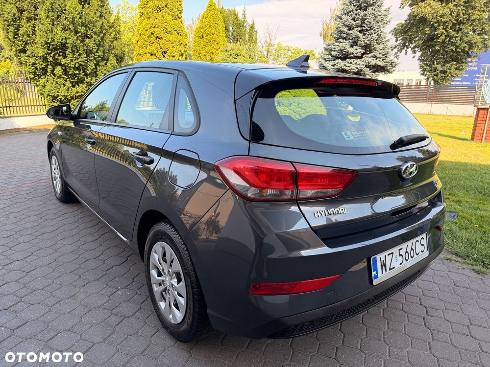 Hyundai i30 1.5 DPI Classic + - 6