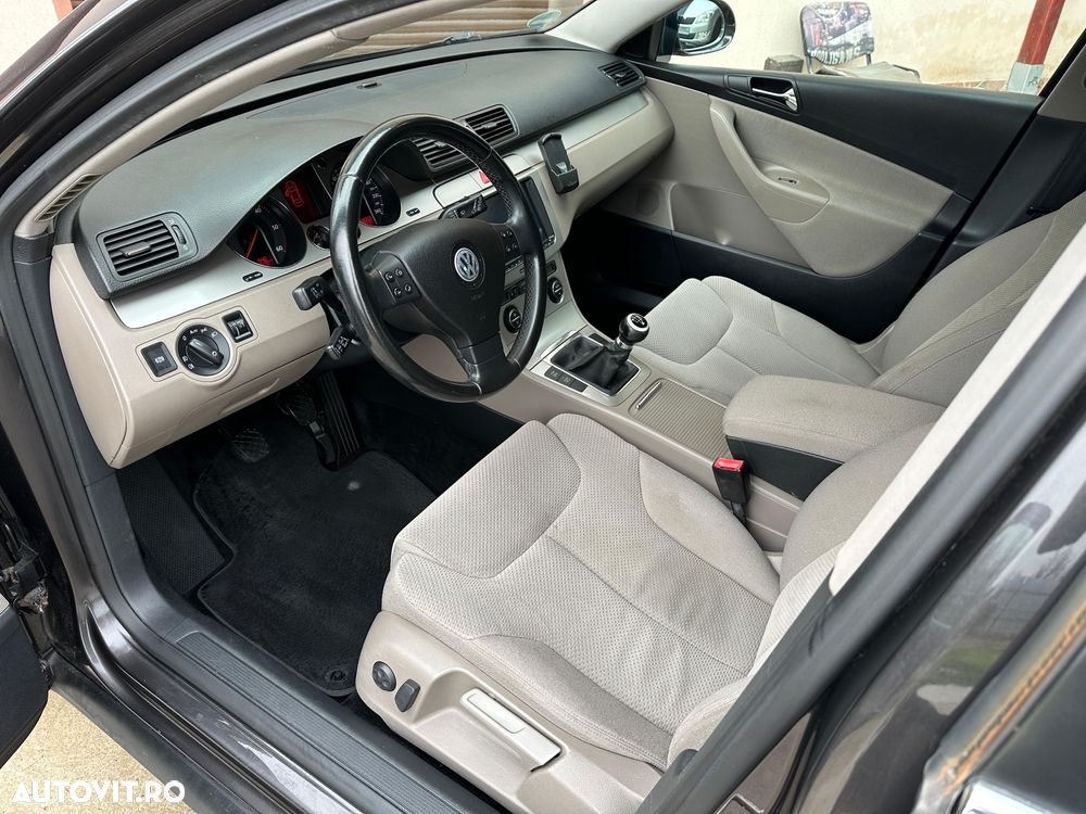 Volkswagen Passat ver-variant-tdi - 12