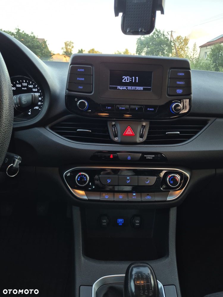 Hyundai i30 1.4 Classic + - 13