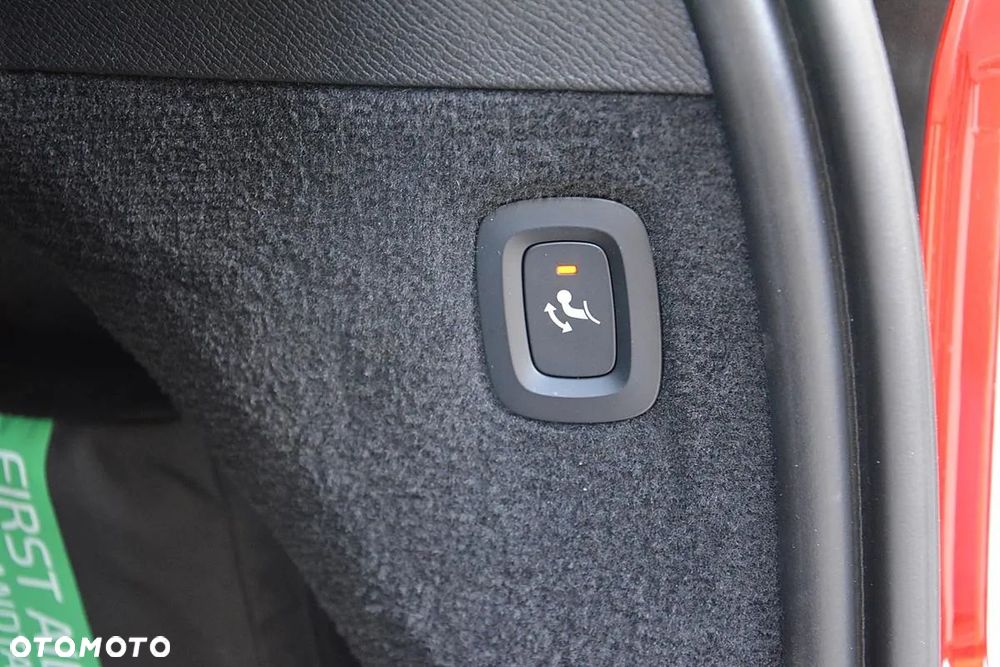 Volvo XC 90 B5 D AWD Geartronic RDesign - 37