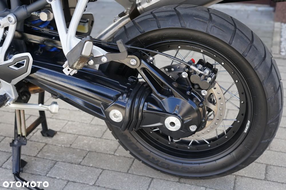 Triumph Tiger - 25