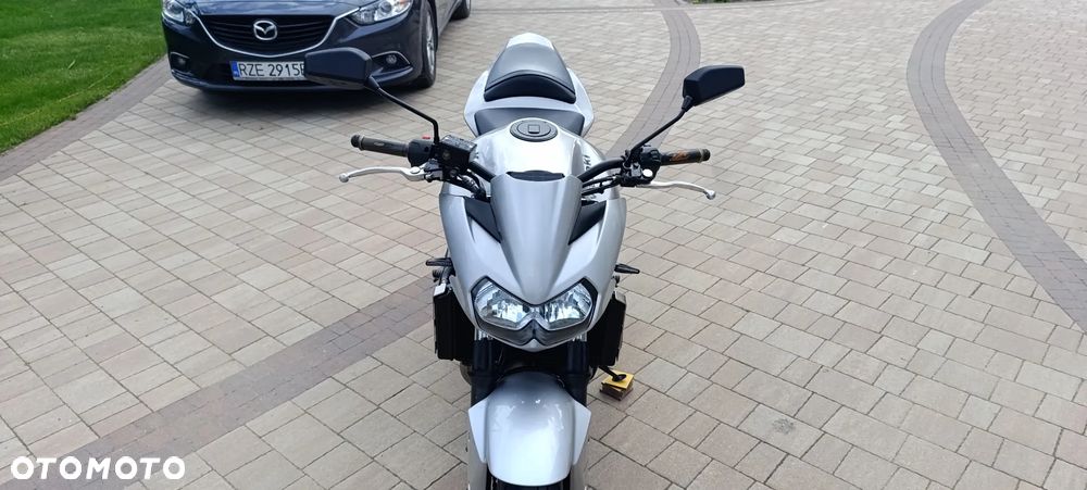 Kawasaki Z - 9