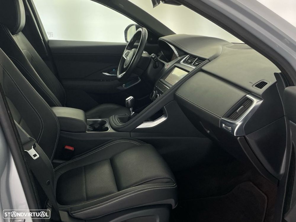 Jaguar E-Pace 2.0 i4D S AWD - 22