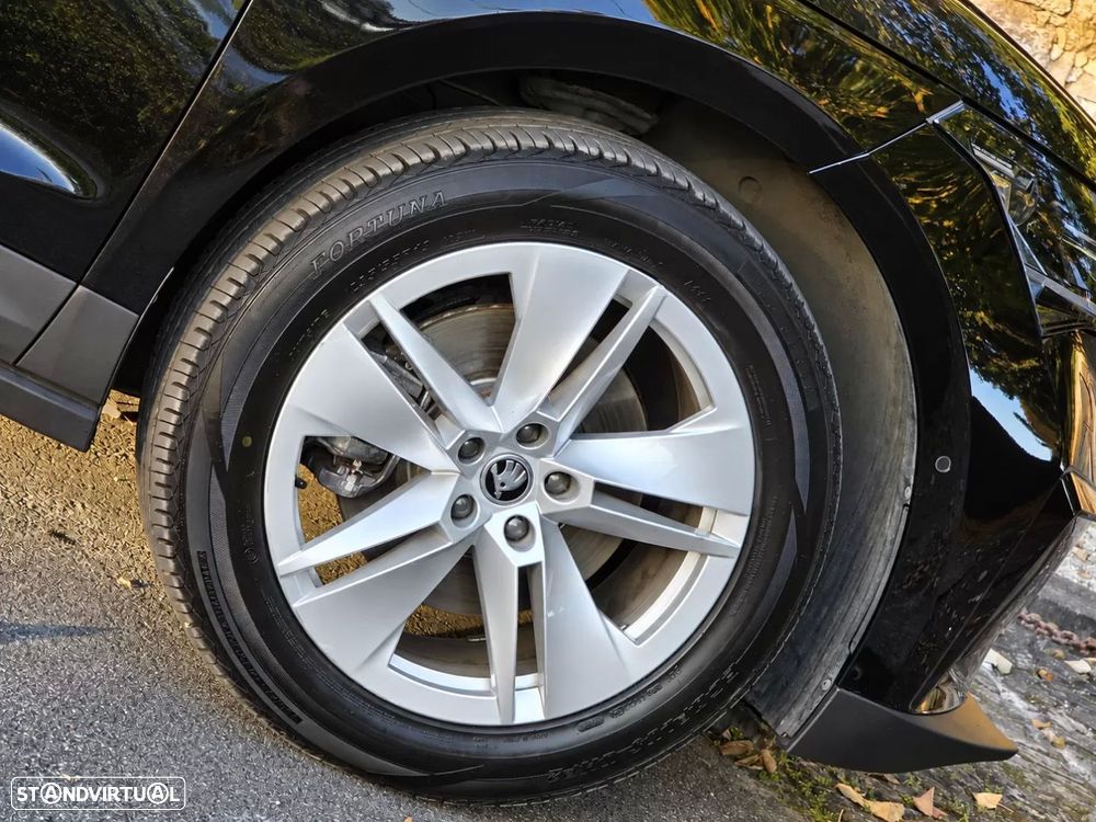 Skoda Enyaq 60 - 12
