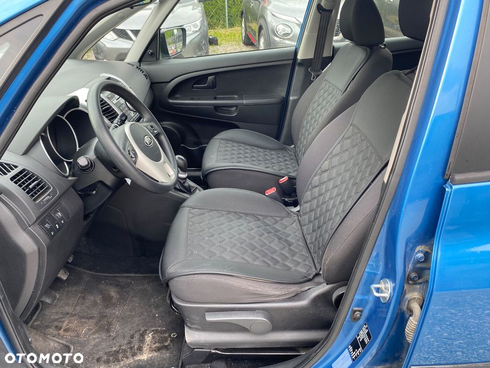 Kia Venga 1.6 CVVT Vision - 20