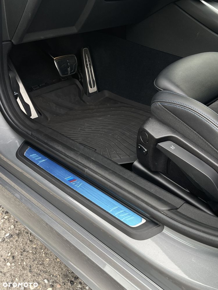 BMW Seria 3 320d xDrive - 19