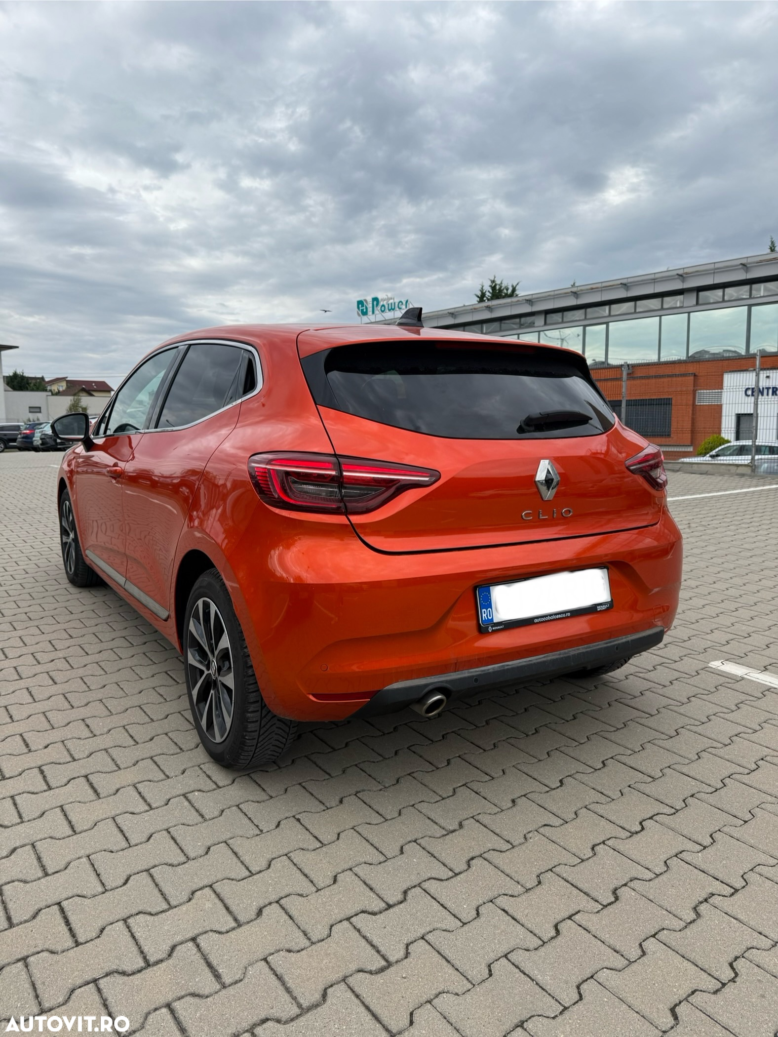Renault Clio V TCe 90 CVT Techno - 6