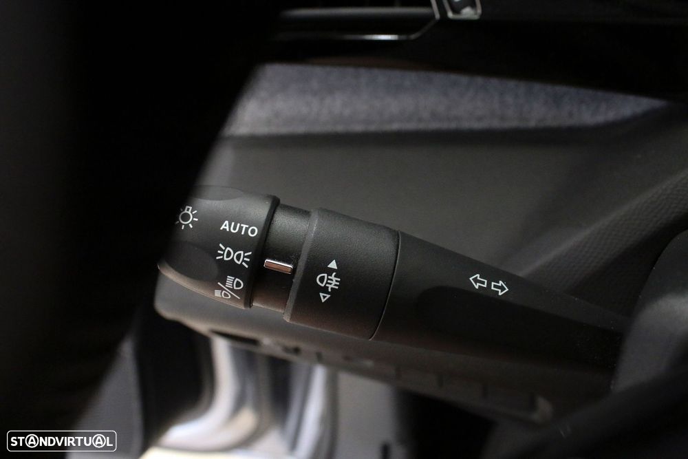 Peugeot 308 1.2 PureTech Allure - 37