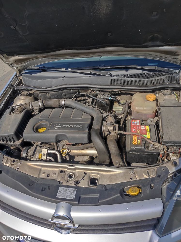 Opel Astra 1.7 CDTI - 10