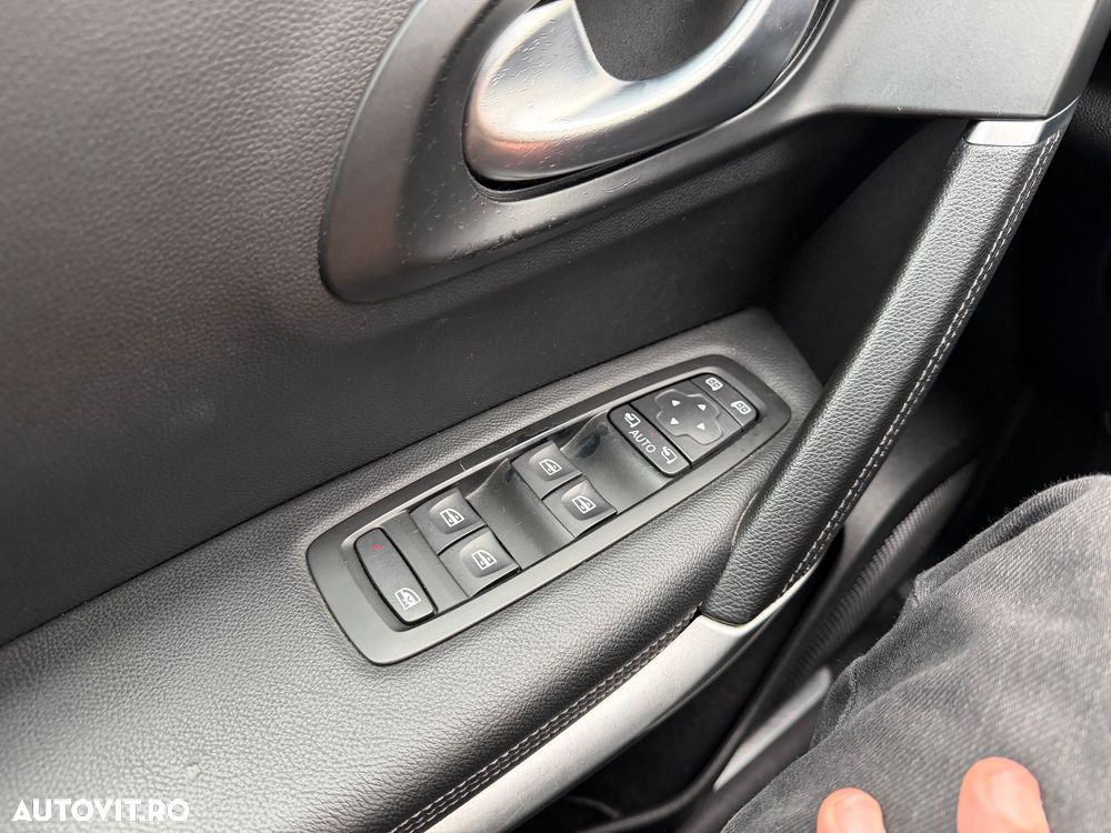 Renault Kadjar BLUE dCi Intens - 20