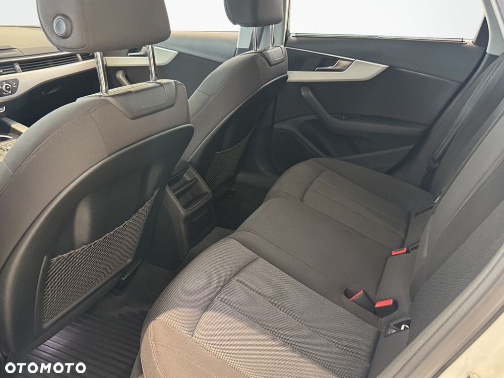 Audi A4 Limousine 1.4 TFSI S tronic - 14