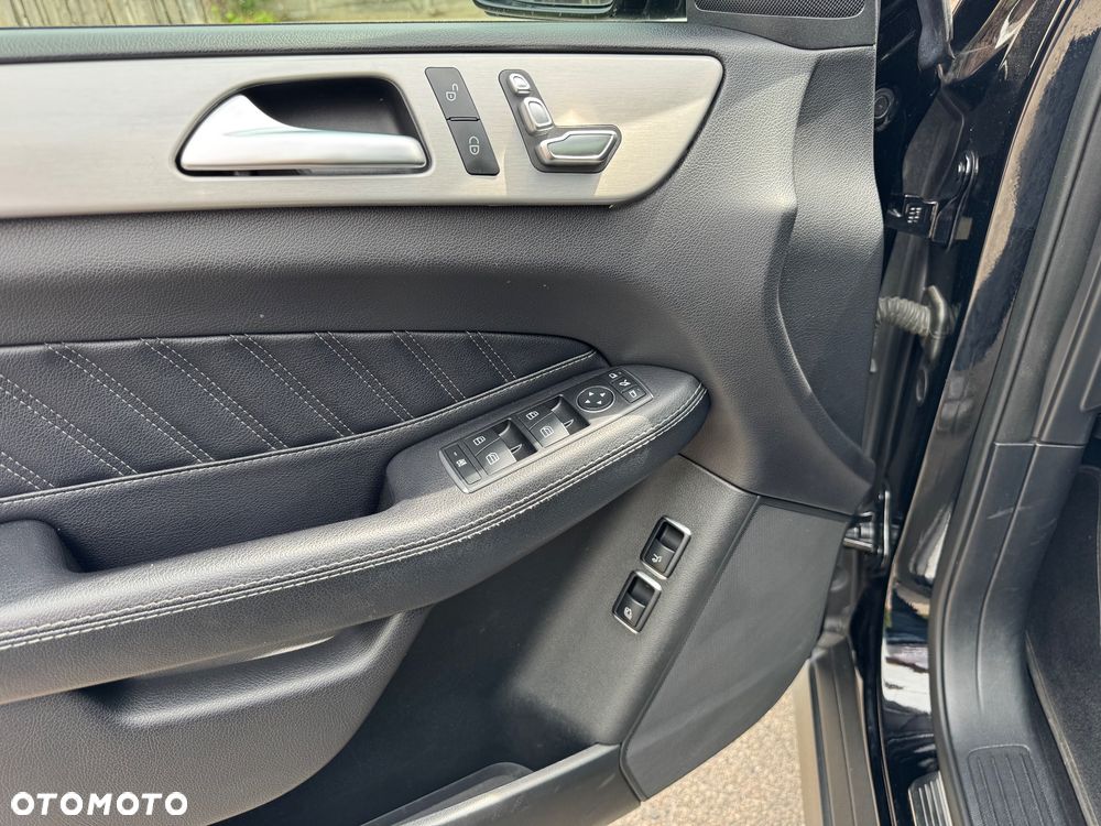 Mercedes-Benz GLE 350 d 4Matic 9G-TRONIC OrangeArt Edition - 16