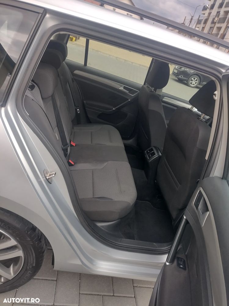 Volkswagen Golf 2.0 TDI (BlueMotion Technology) Highline - 31