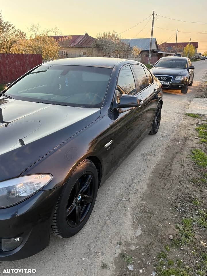 BMW Seria 5 520d - 4