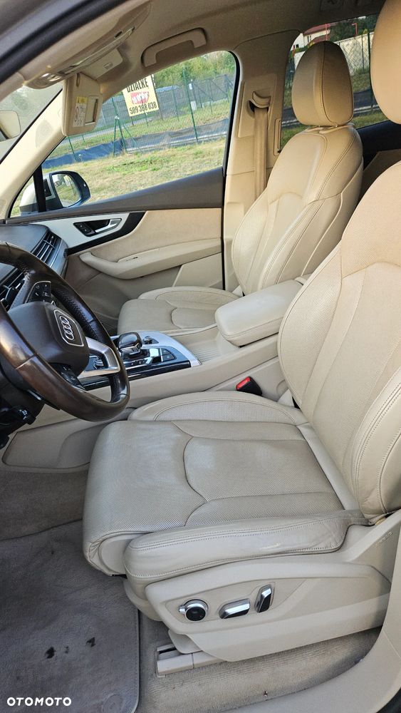 Audi Q7 - 13