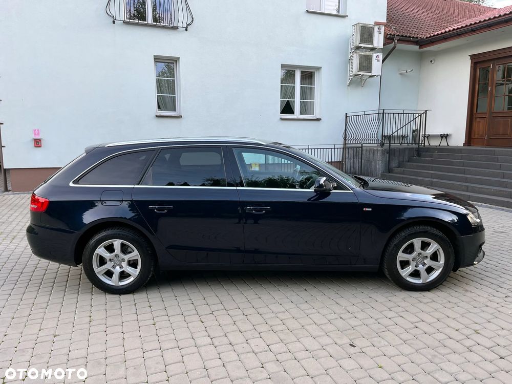 Audi A4 Avant - 5