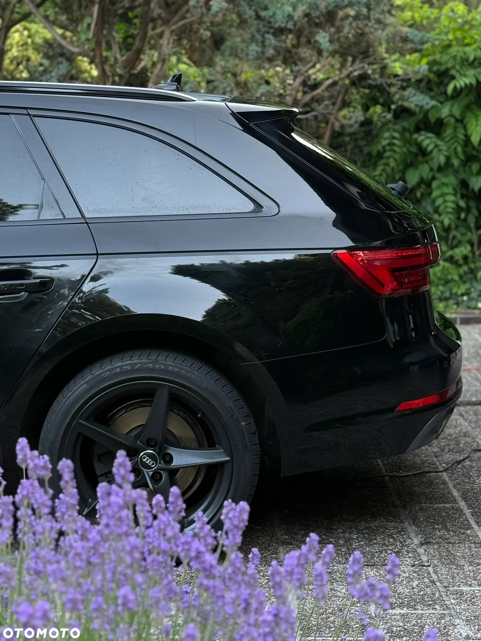 Audi A4 2.0 TDI Quattro Design S tronic - 13