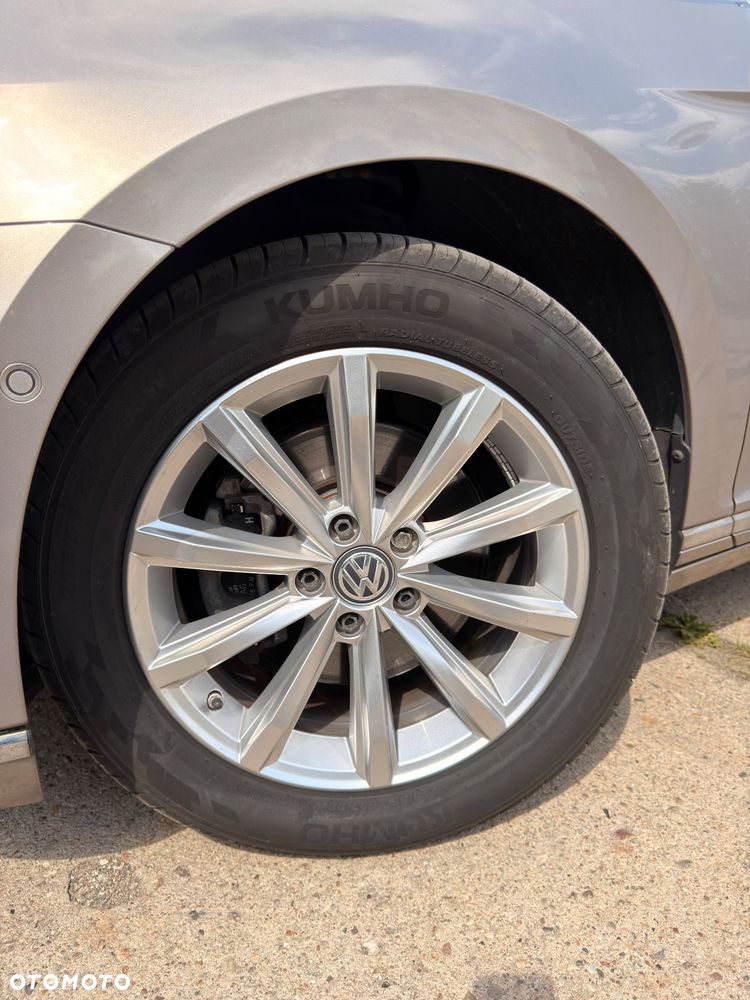 Volkswagen Passat 2.0 TDI SCR DSG 4Motion Business - 11