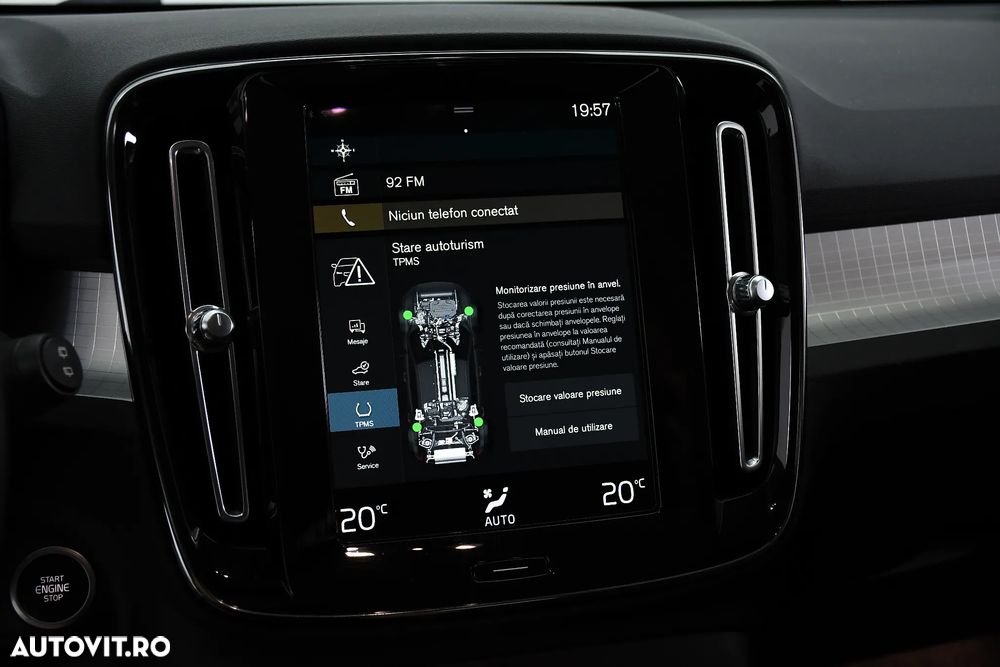 Volvo XC 40 - 25