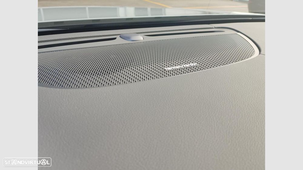 Volvo S90 2.0 T8 PHEV Plus Dark AWD - 22