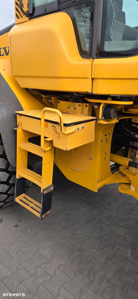 Volvo <<Volvo L90F, tylko 9400Mtg oryginał! Serwis Volvo Niemcy! Waga! sprowadzona>> - 21